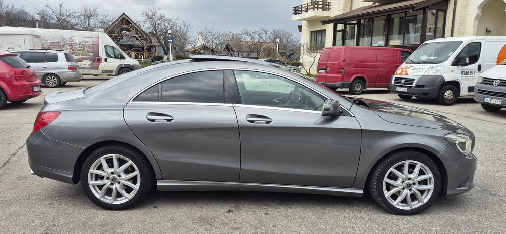 Mercedes Benz Cla 220 Panoramic