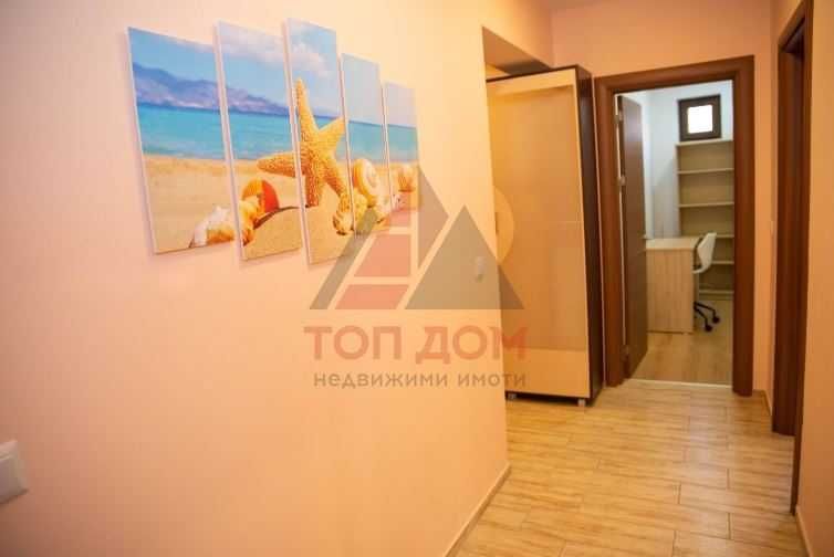 Дава се под наем Двустаен апартамент в Варна, Цветен квартал - 65 кв.м за 612 € - Снимка #4