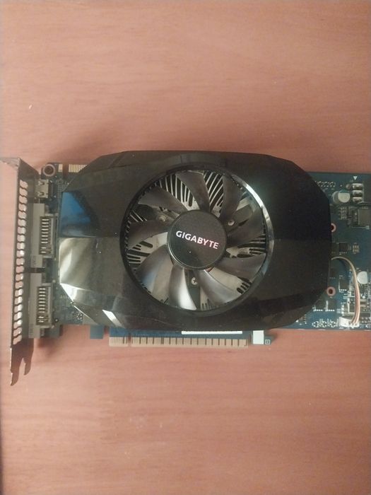 Видеокарта GTS 1gb GIGABYTE
