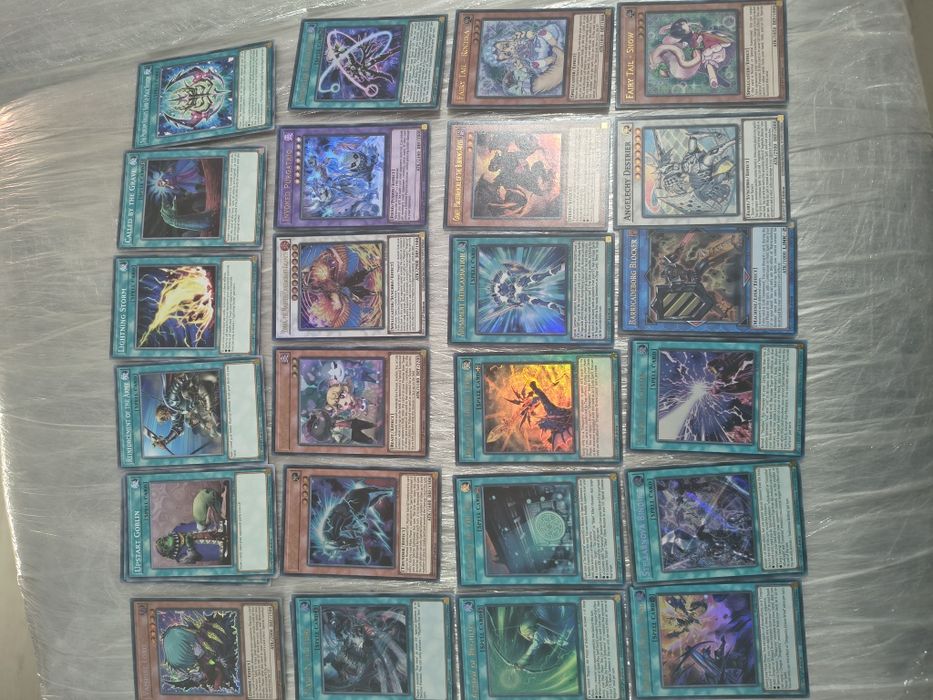Lot carti yugioh originale , 500 carti.