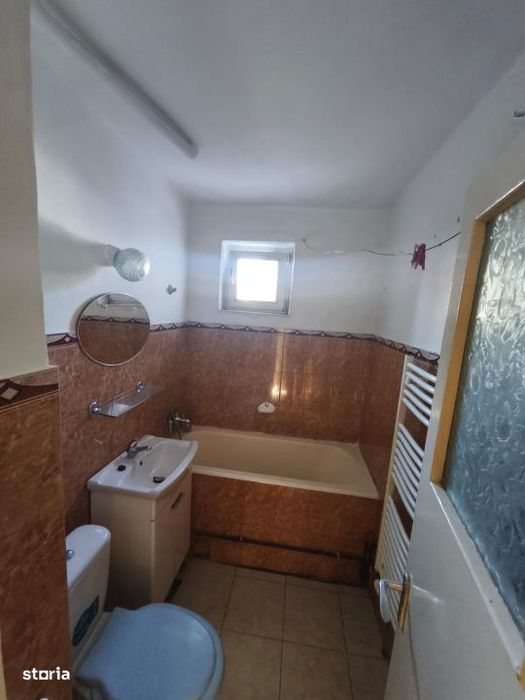 Apartament 3 camere, 61mp, zona Hurmuzachi, Radauti
