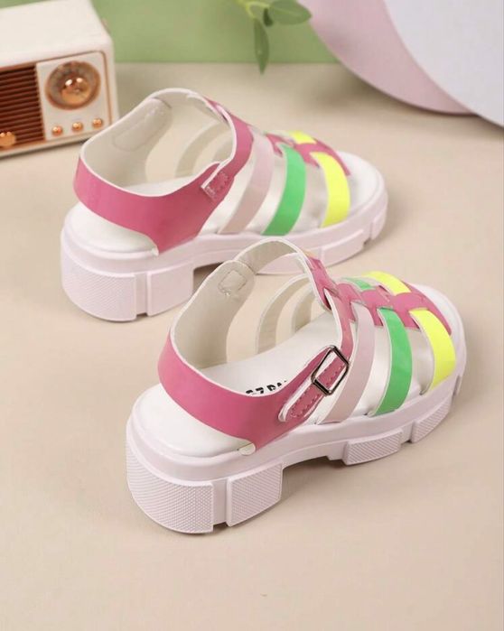 Детски сандали/НОВИ/