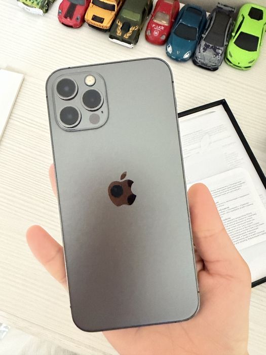 Айфон Apple 12 pro