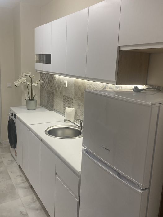 Продава се Двустаен апартамент в Плевен, Идеален център - 55 кв.м за 1132 €/кв.м - Снимка #12