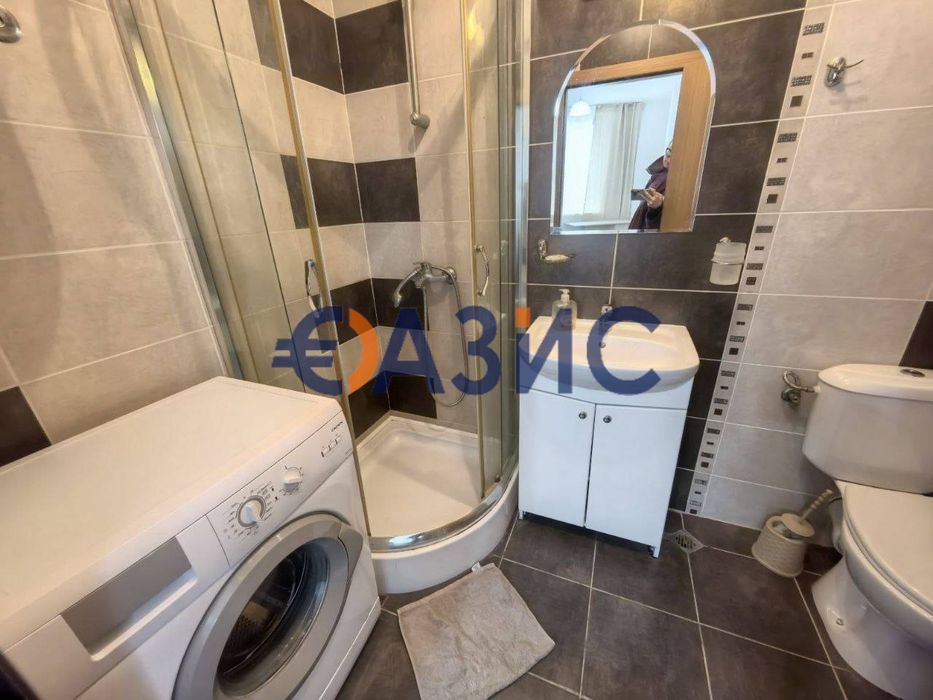 Продава се Тристаен апартамент в к.к. Слънчев бряг - 93 кв.м за 565 €/кв.м - Снимка #8