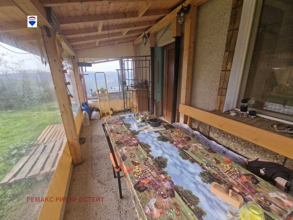 Селска къща за продажба в с. Красен, обл. Русе