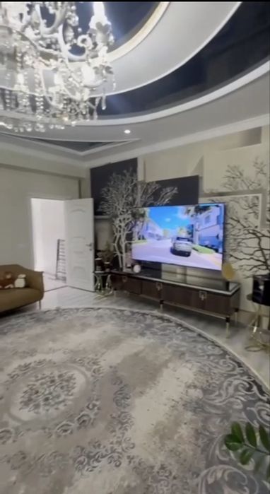 Дорого Сдаетса квартира 3х комнатная вокзал парк