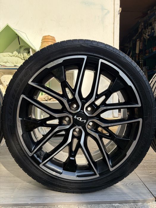 Диски R19 на Kia K5 оригинал 5шт