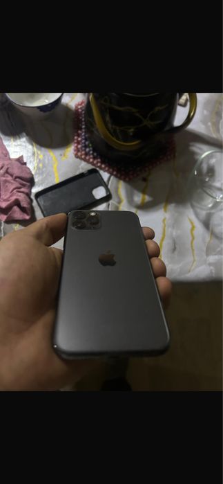 Продам айфон 11 про 256 гб