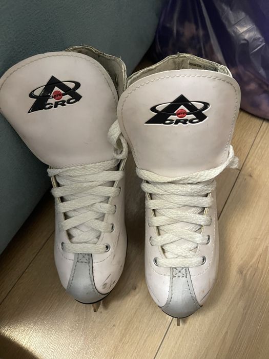 Коньки детские 34 размер