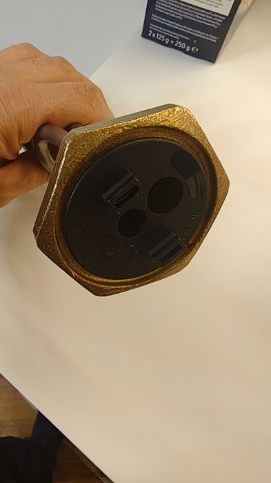 нагревател за бойлер 2кв 2kw. Светльо Шишков