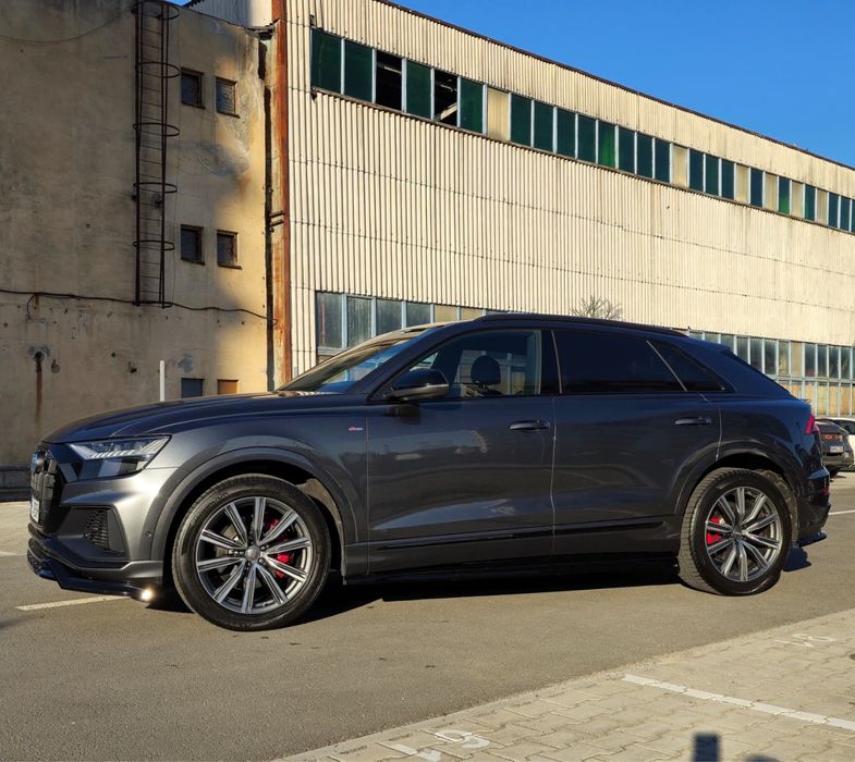 Vand audi Q8 , S line quattro