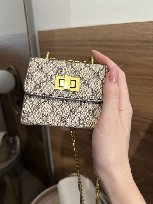 Мини чанти в кафяво и циклама