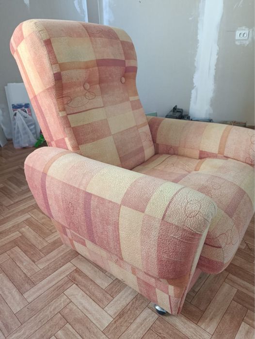 Бесплатно отдам кресла