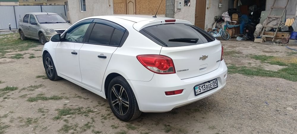 Chevrolet cruz 2014