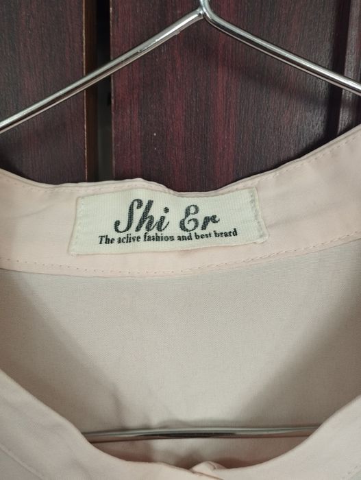 Женские рубашки и костюм