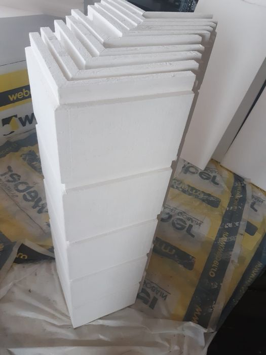 Coltare decorative polistiren