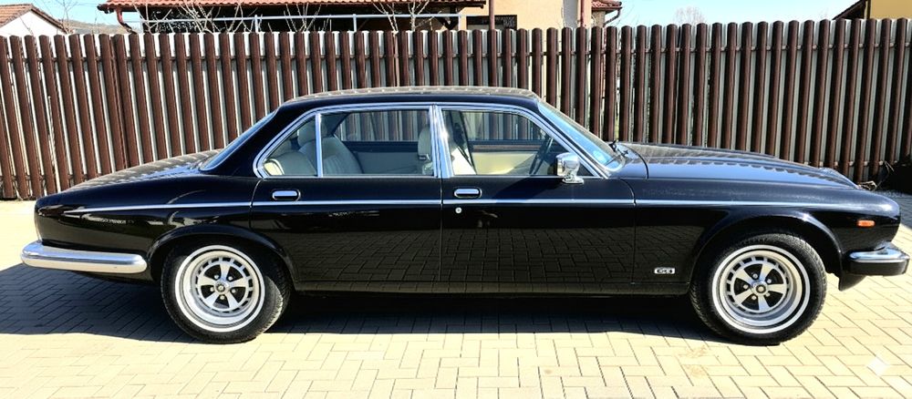 Jaguar XJ Daimler Double Six