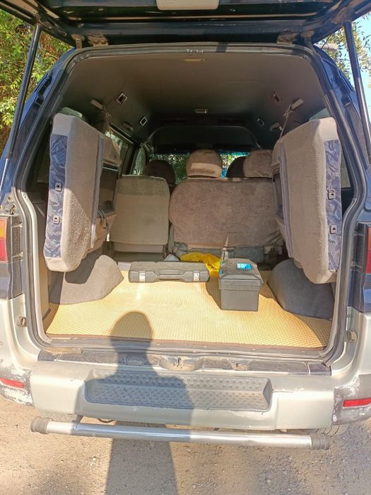 Продам Митсубиси Делику