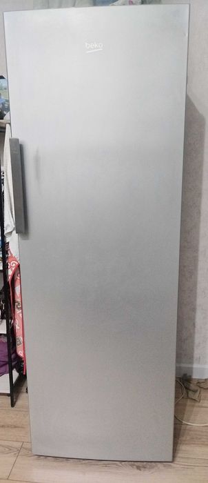 Продам морозильник