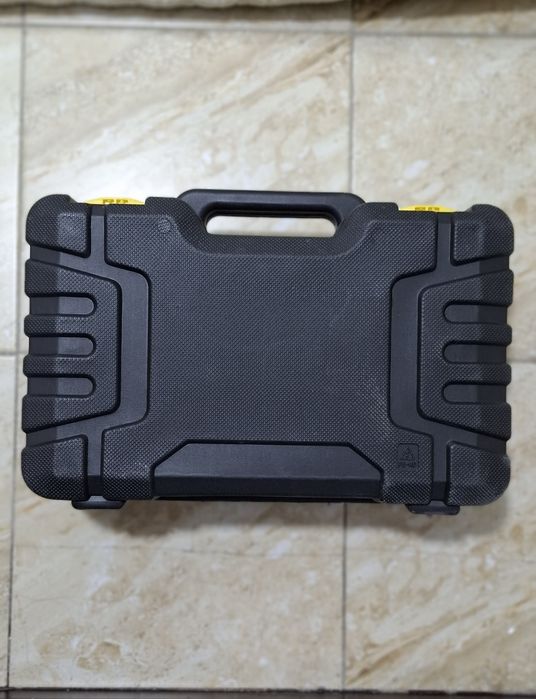 Автомобилный насос электрические двухпоршневой