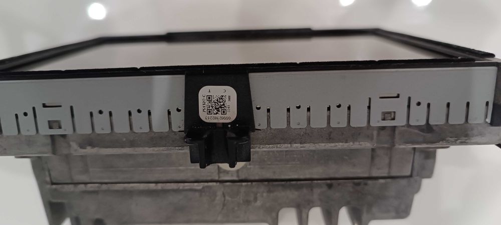 Jeep Grand Cherokee WK2 оригинална мултимедия