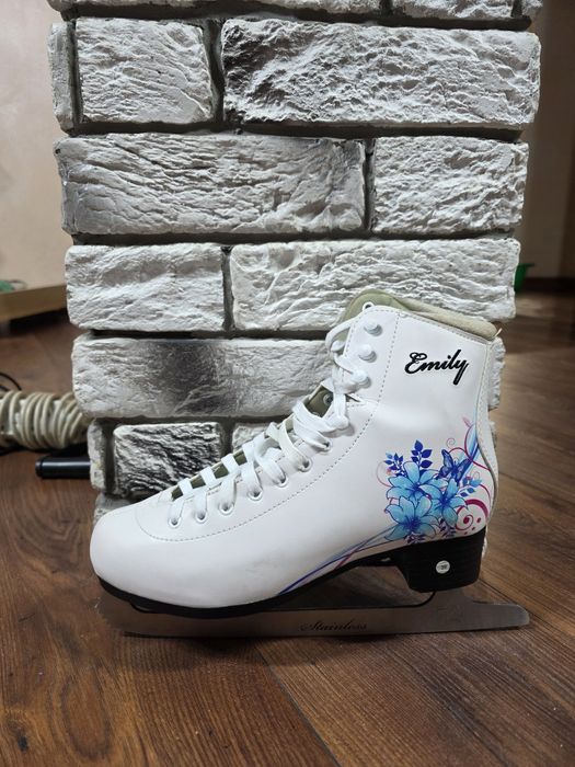 Коньки для девушек