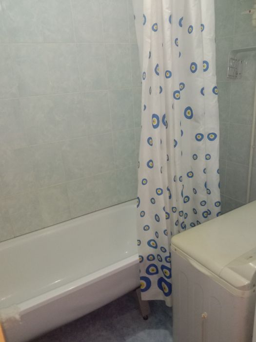 Сдам пол дома ,на длительный срок