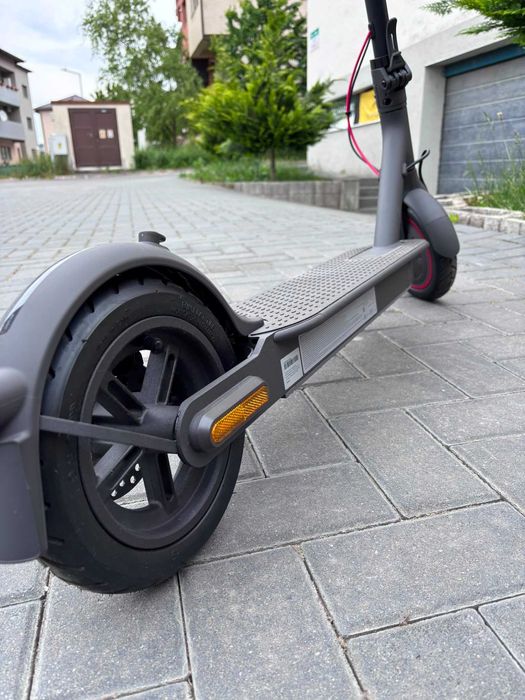 Xiaomi Mi Electric Scooter Pro 2 – stare foarte bună, aproape nouă, NU necesită RCA.