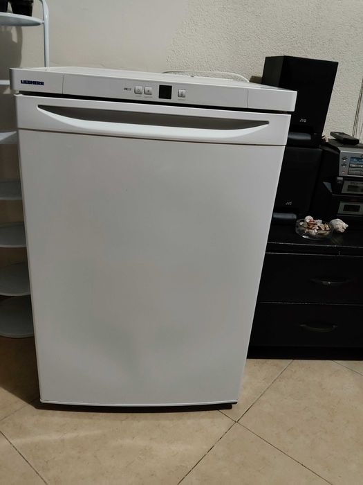 Малък фризер Liebherr G 1213 SmartFrost, 100 литра