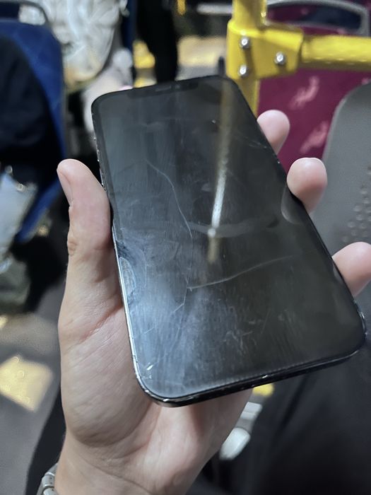 Iphone 12 Pro 79akb