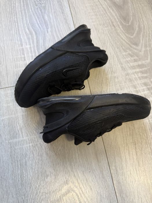 Nike  air max 270 Go pt copii