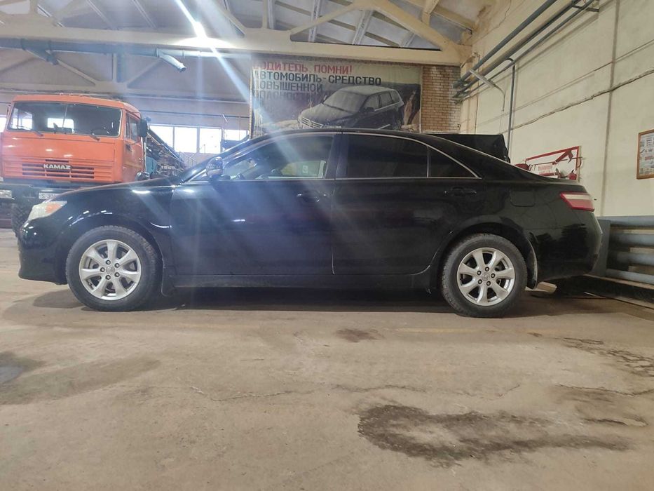 Автомобиль TOYOTA CAMRY-40