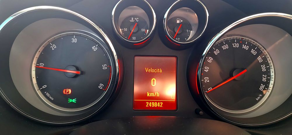 OPEL Insignia 2010 — imagine 4
