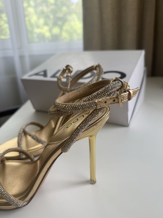 Sandale aldo cu toc 37