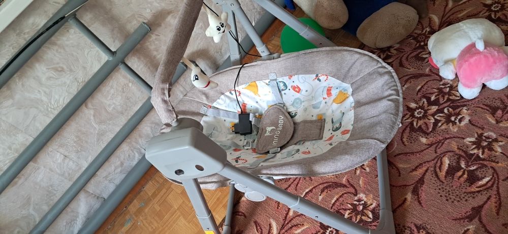 Продам шезлонг /качалку