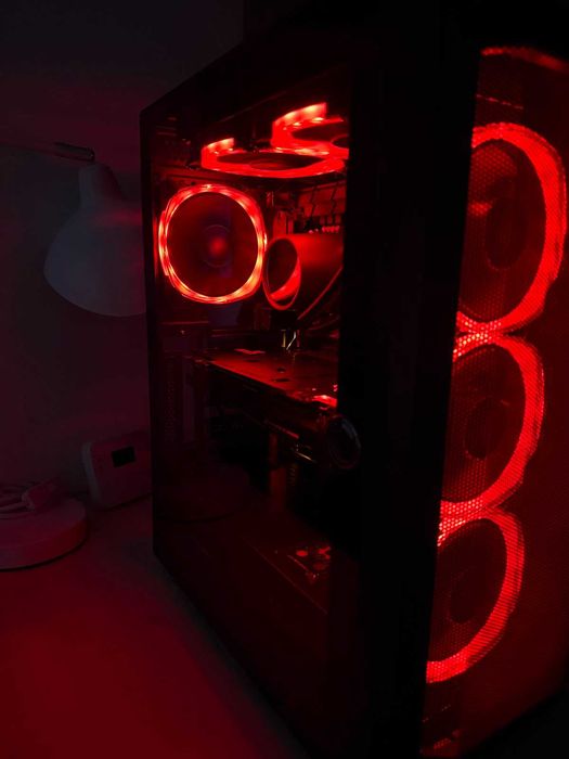 PC Gaming i5 8600K + GTX 1070 ROG STRIX / 16GB / AIO / RGB