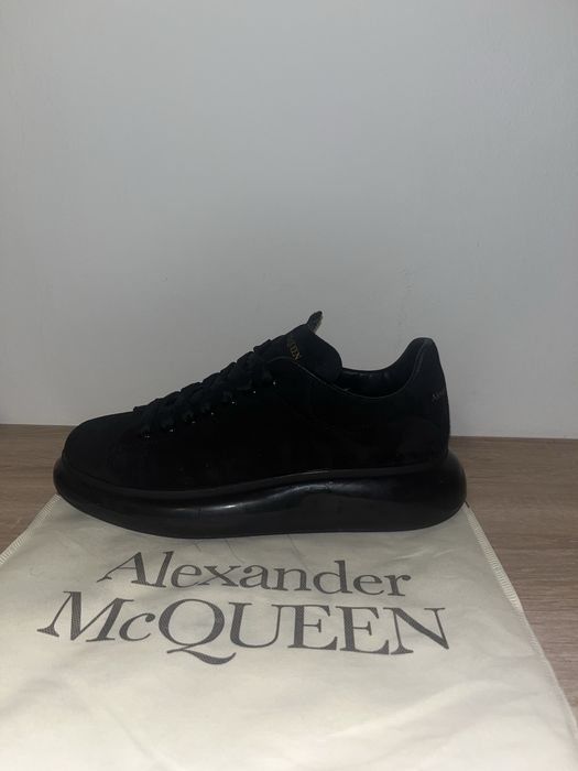 Alexander McQueen black