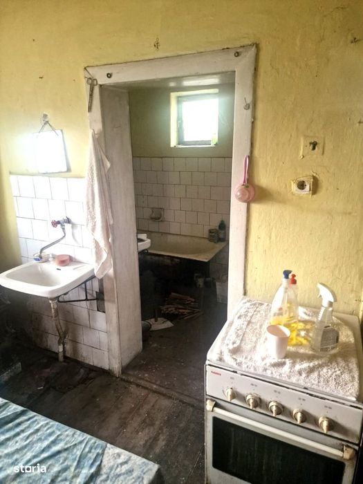 Casa cu anexe comuna Letca 39000eur neg