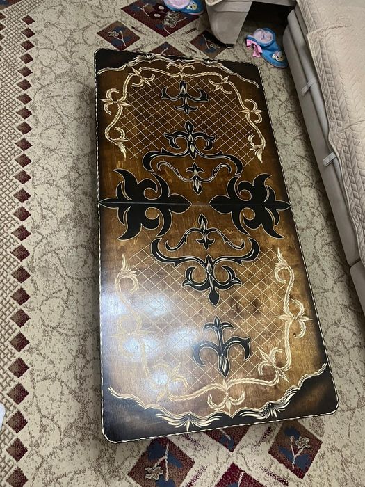 Национальный стол