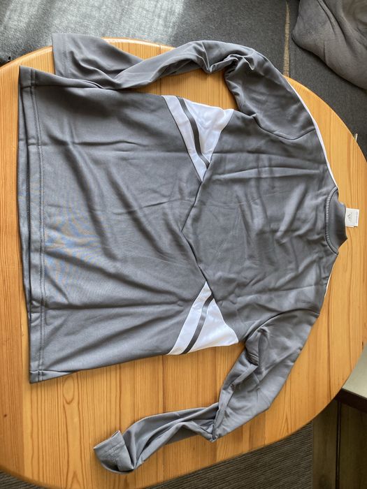 Оригинална блуза Adidas