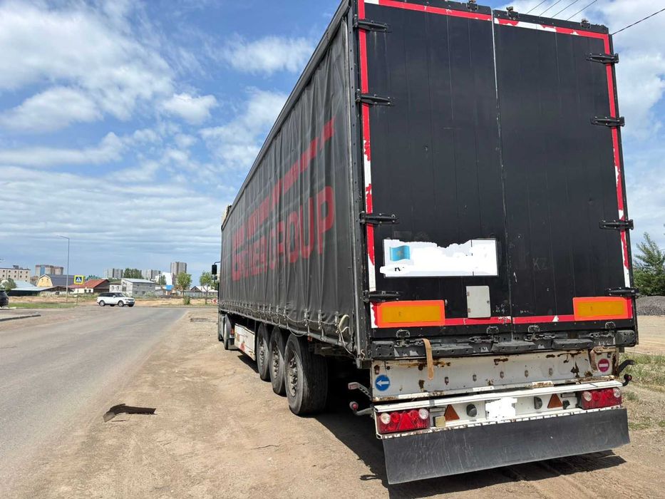 полуприцеп Schmitz Scs24I