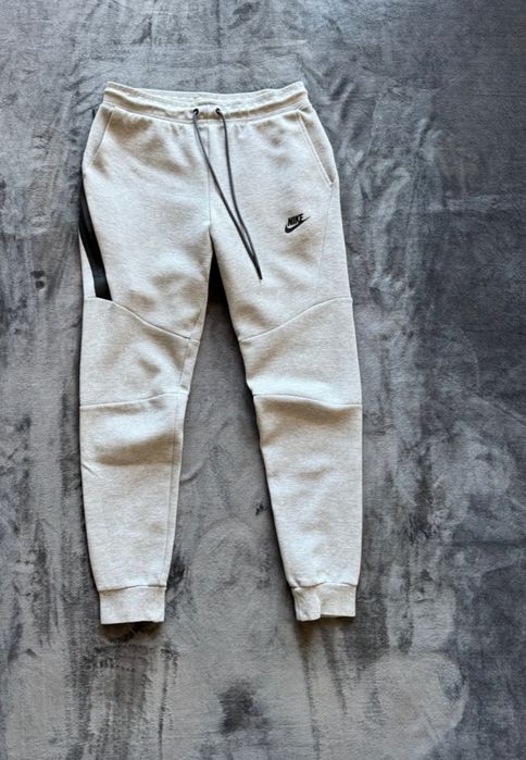 Мъжко долнище NIKE TECH FLEECE