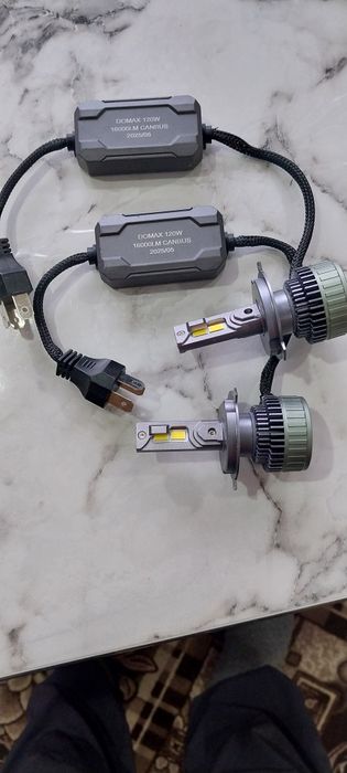 Продам лампы новые