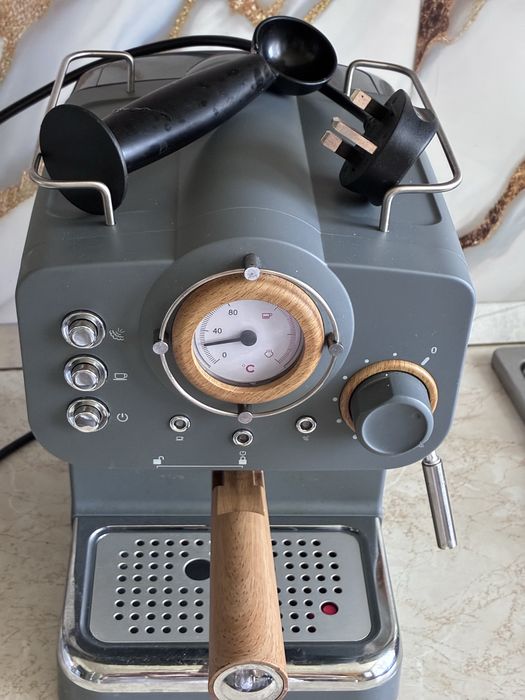 Swan SK22110GRYN Nordic Espresso Coffee Machine 15 bar Grey