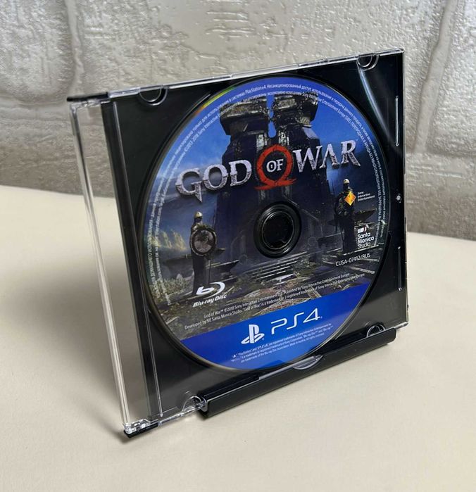 Продам игровую приставку PS5 с играми