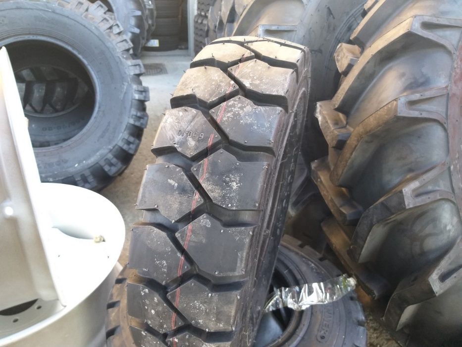 Cauciucuri noi 6.50-10 pentru motostivuitor anvelope cu camera R10