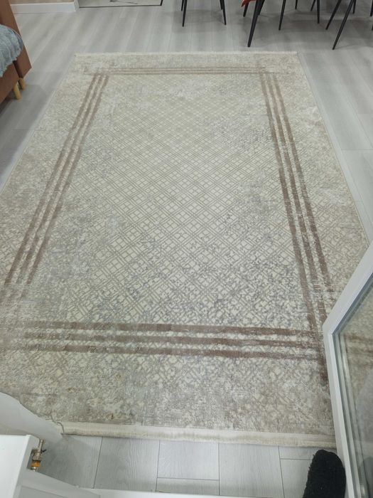 Продам ковер -40000