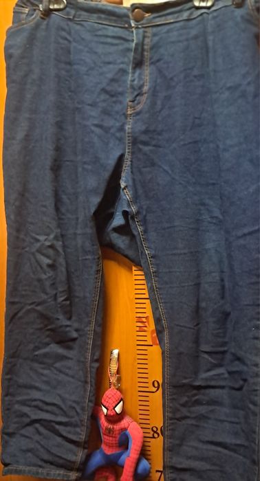 Blugi elastici masura mare