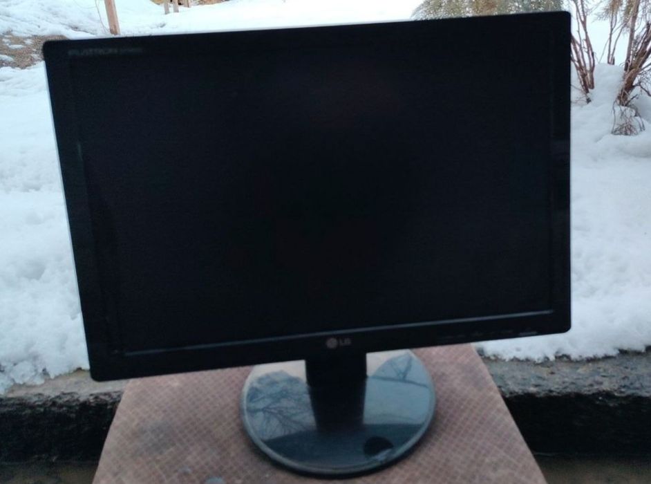Monitor LG Flatron